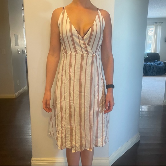 white closet Dresses & Skirts - White Closet striped wrap dress size XS new with tags
